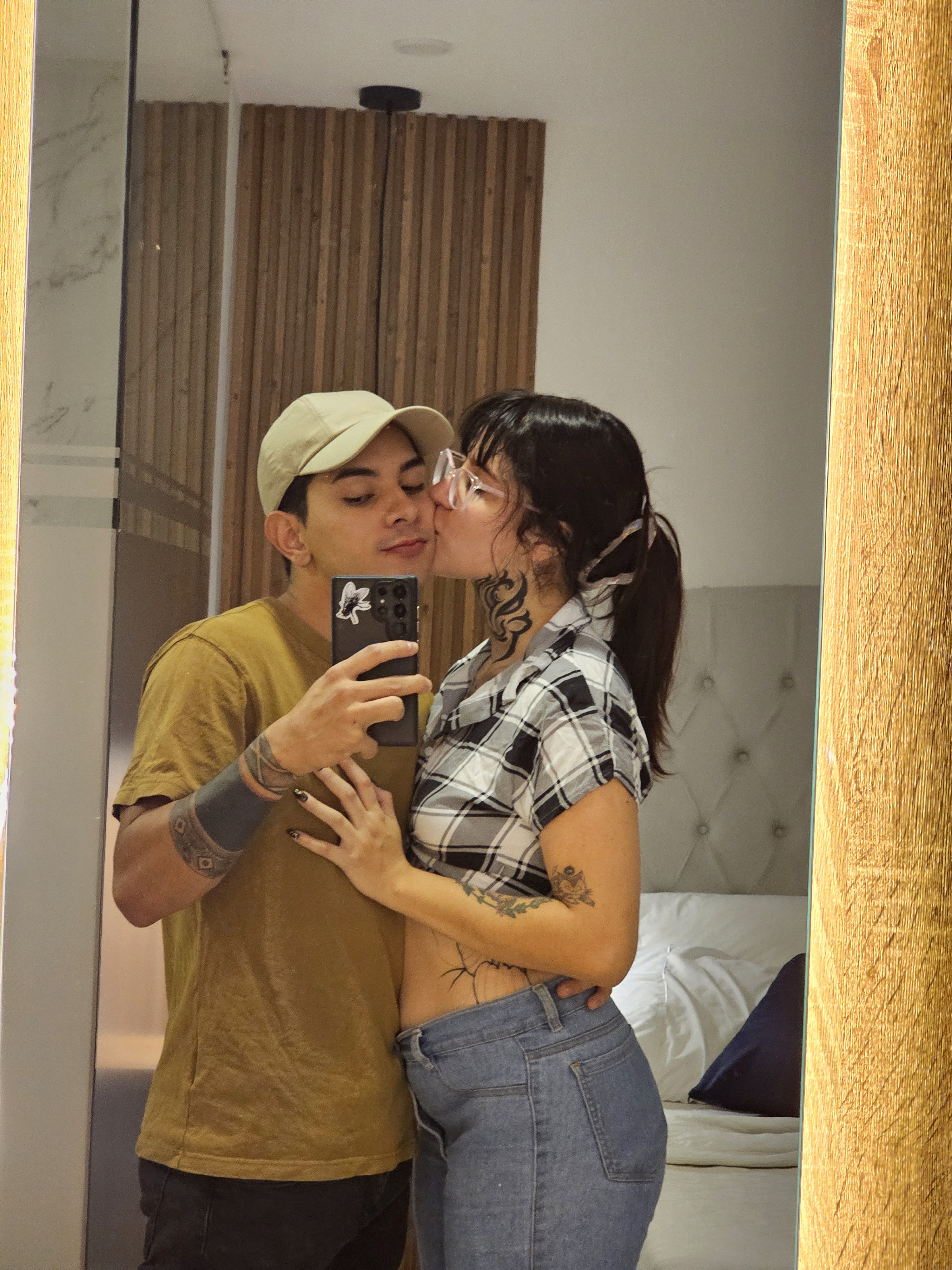 Pareja hot XXX Jax y Jinx en escena explícita